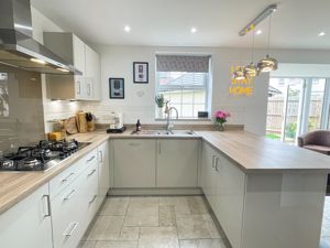 Photo 6- click for photo gallery